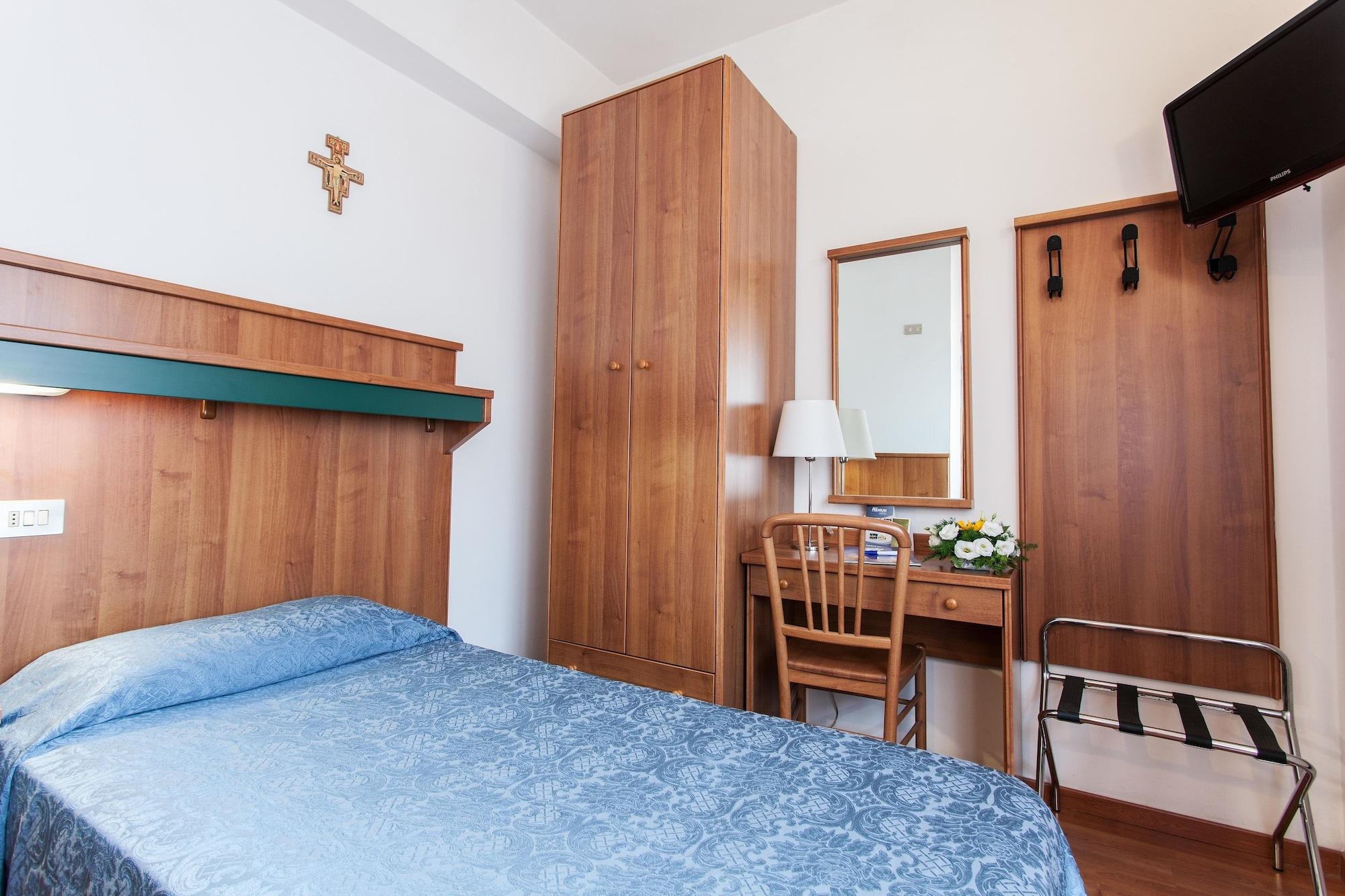 Hotel Los Angeles Асизи Екстериор снимка