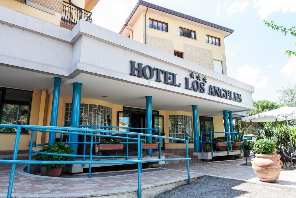 Hotel Los Angeles Асизи Екстериор снимка