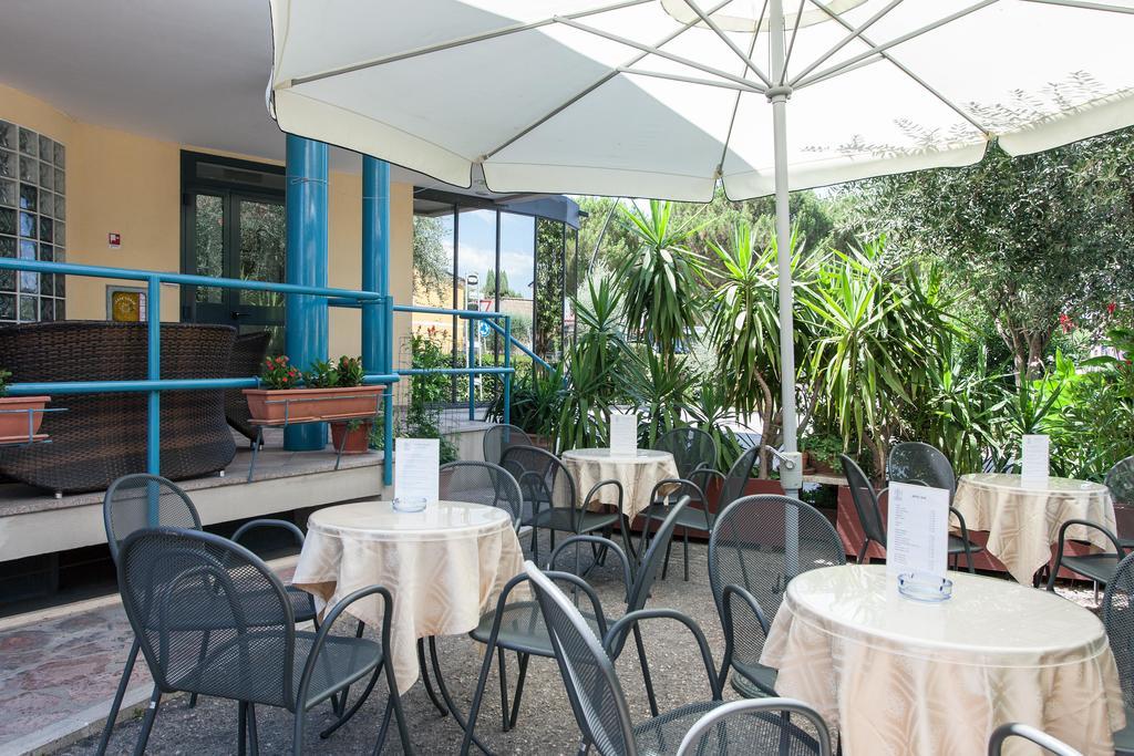 Hotel Los Angeles Асизи Екстериор снимка
