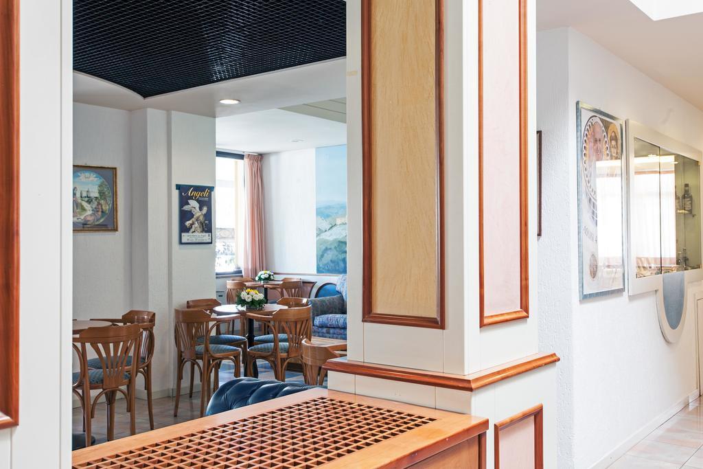 Hotel Los Angeles Асизи Екстериор снимка